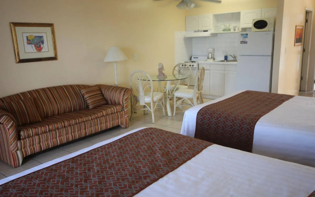 photo 4 of Belleair Beach Resort Motel