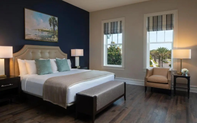photo 5 of Belleview Inn