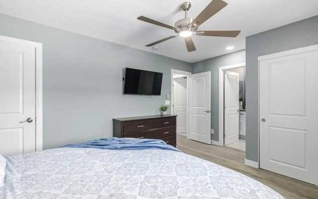 photo 5 of Belleview Phoenix 3 Bedroom Townhouse by RedAwning