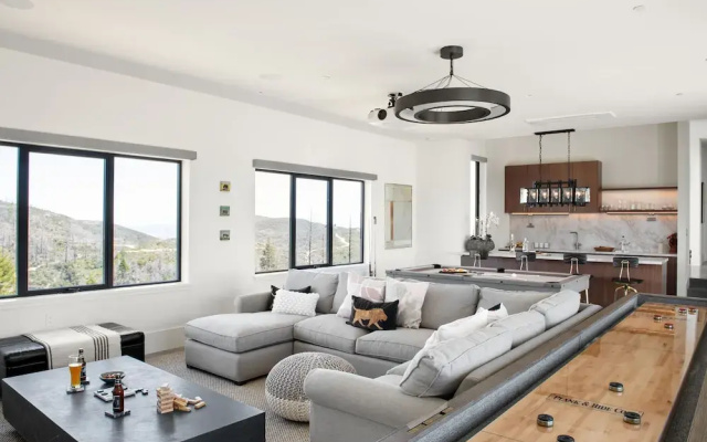 photo 5 of Belleza by Avantstay Hilltop Mansion w/ Pool, Panoramic Views & Ultra Modern Interior