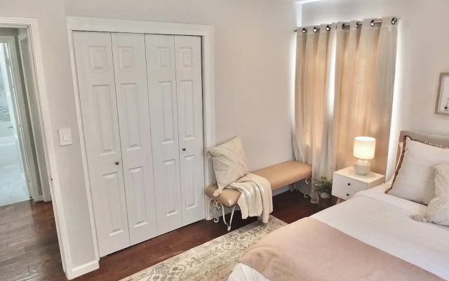 photo 4 of Bellflower Breeze Charming 3 BDR in Long Beach!