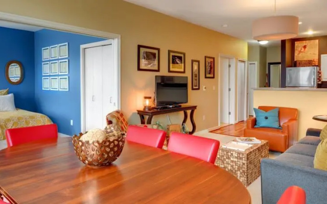 photo 5 of Belltown Court Home Port Suite II
