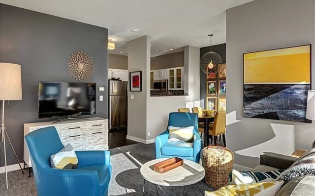 photo 4 of Belltown Court Suite Decadence - Two Bedroom Apartment with Balcony