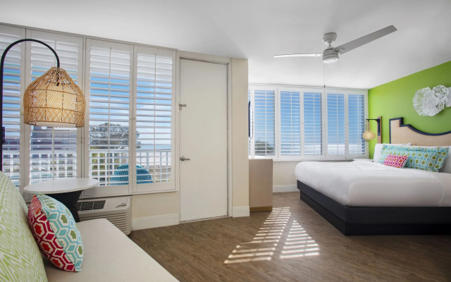 photo 2 of Bellwether Beach Resort St. Pete