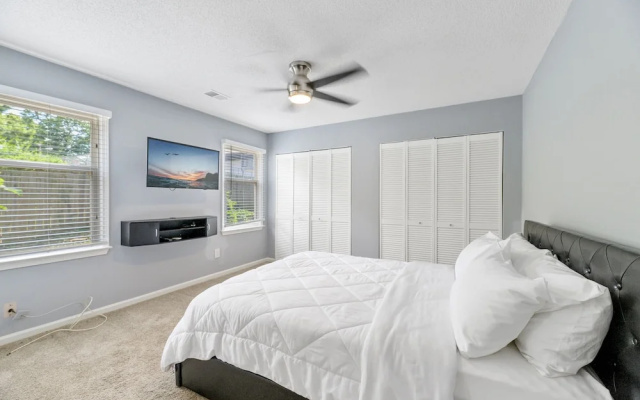 photo 5 of Beltline Living In The Heart Of Historic West End! 4 Bedroom Home by Redawning
