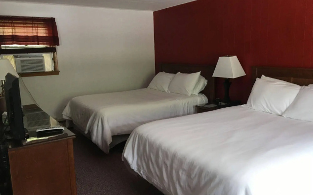 photo 2 of Berkshire Valley Inn