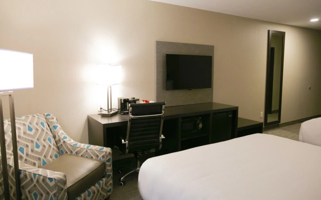 photo 4 of Berlin Encore Hotel & Suites
