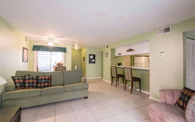 photo 2 of Bermuda Bay by Affordable Beach Condos