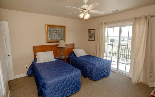 photo 5 of Bermuda Breeze D Holiday Home 8 bedroom By Affordable Large Properties