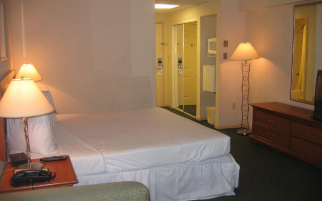 photo 5 of Rodeway Inn South Miami Coral Gables