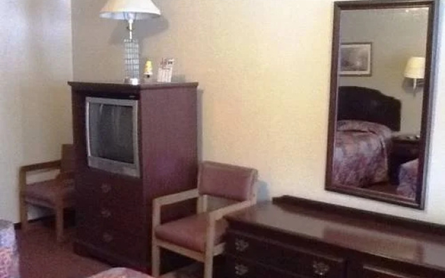 photo 4 of Best Southern Motel