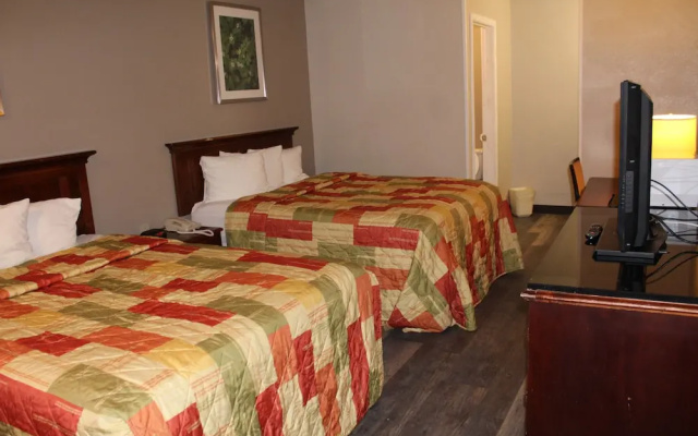 photo 5 of Regency Inn