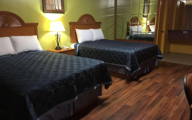 photo 2 of Bestway Inn