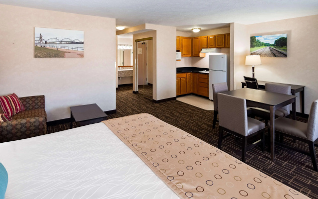 photo 5 of Best Western Airport Inn