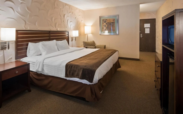 photo 4 of Surestay Plus Hotel By Best Western Albany Airport