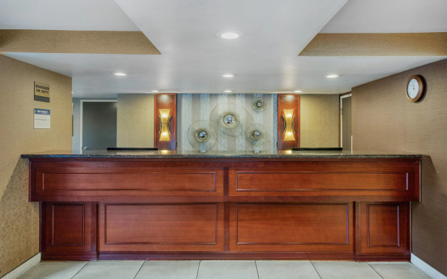 photo 2 of Best Western Alderwood