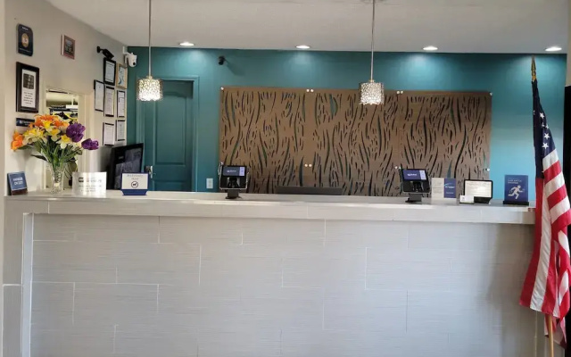 photo 2 of Quality Inn
