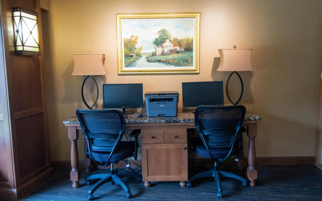 photo 3 of The Bard's Inn, BW Signature Collection by Best Western