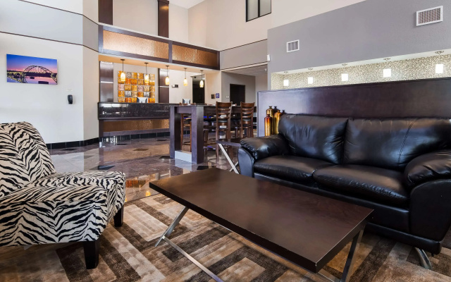 photo 2 of Best Western Inn & Suites - Lake Charles