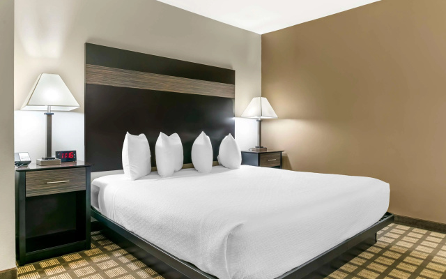 photo 4 of Best Western Beacon Inn