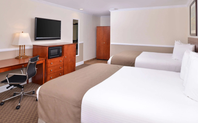 photo 4 of Best Western Capistrano Inn