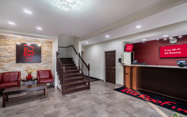 photo 2 of Red Roof Inn & Suites Carrollton, GA–West Georgia