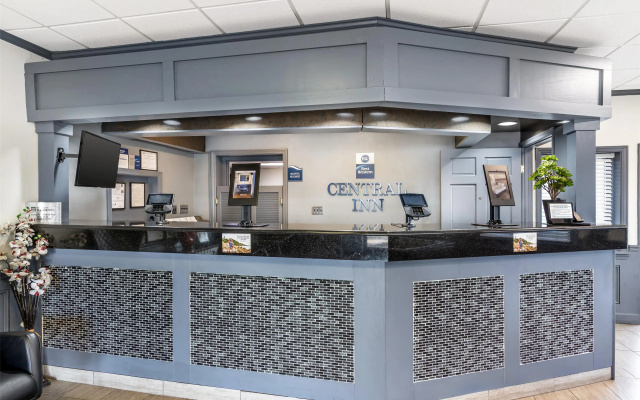 photo 2 of Best Western Central Inn