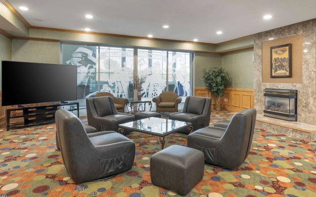 photo 2 of Best Western Circus City Inn