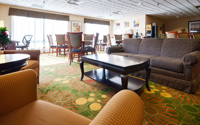 photo 2 of Best Western Plus Richmond Indiana I-70