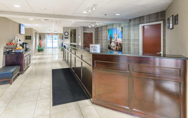 photo 2 of Best Western Concord Inn & Suites