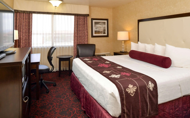 photo 3 of Best Western Coral Hills
