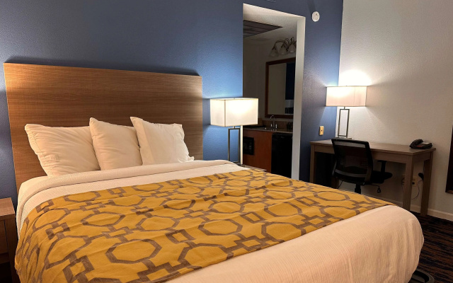 photo 3 of Baymont by Wyndham Indianapolis Northwest