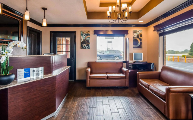 photo 2 of Scottish Inn Decatur