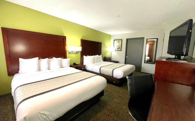 photo 3 of SureStay Hotel by Best Western Deer Park