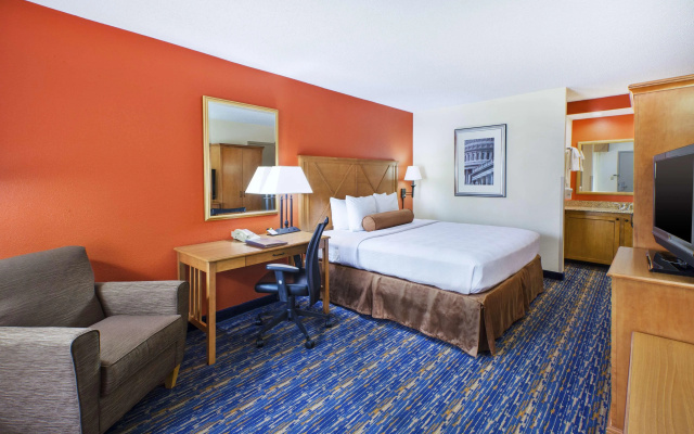 photo 4 of Best Western Dulles Airport Inn