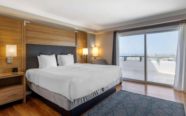 photo 3 of The Encinitan Hotel & Suites