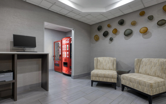 photo 3 of Best Western Executive Inn & Suites