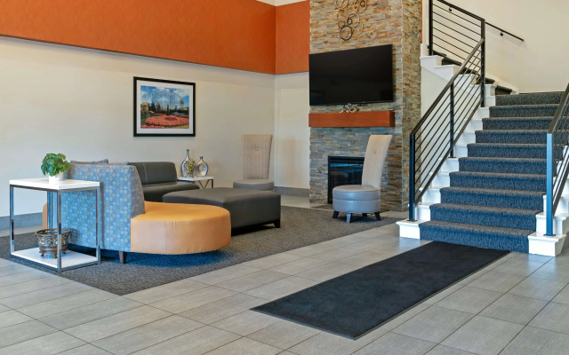 photo 2 of Best Western Executive Inn & Suites