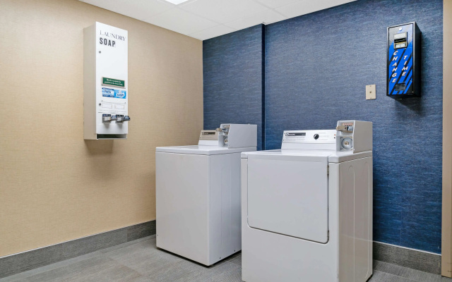 photo 3 of Best Western Executive Inn & Suites