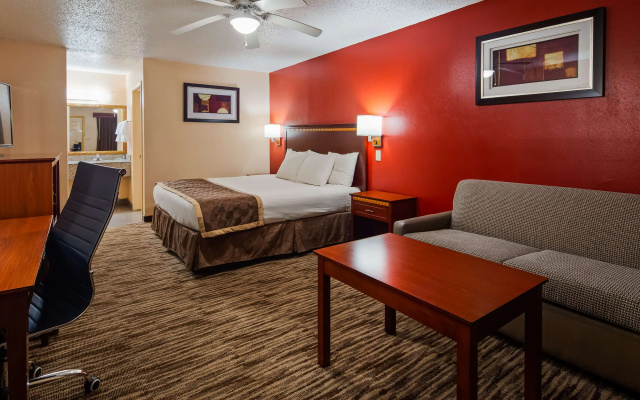 photo 4 of Best Western Executive Inn