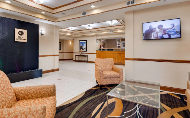 photo 4 of Best Western Executive Inn