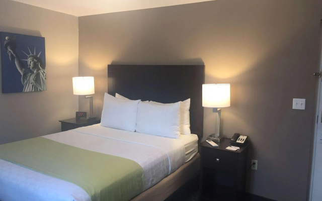 photo 3 of Best Western Fort Lee