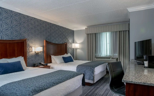 photo 3 of Best Western Franklin Square Inn