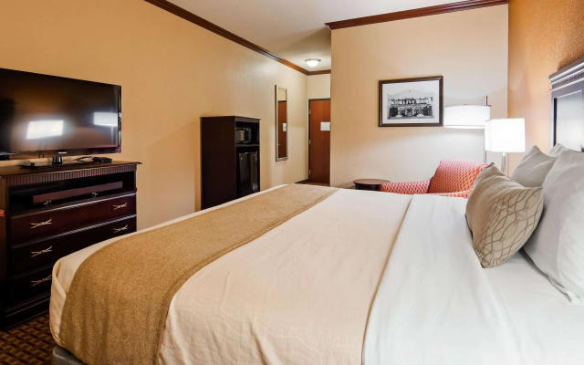 photo 3 of Best Western Granbury Inn & Suites