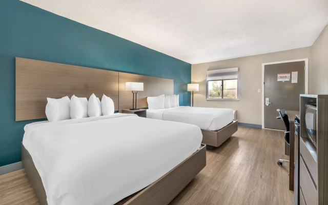 photo 4 of Best Western Green Tree Inn
