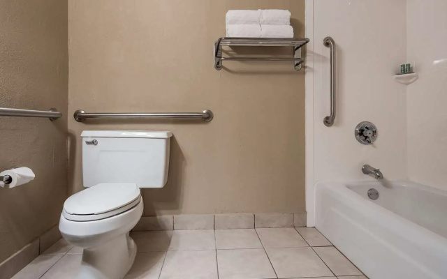 photo 5 of BEST WESTERN Greenfield Inn