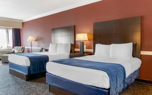 photo 4 of Best Western Greenfield Inn
