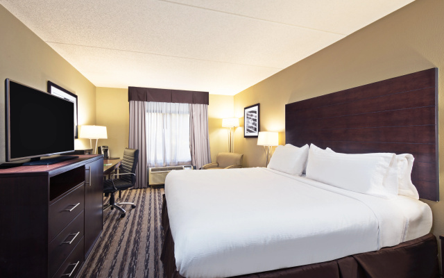 photo 3 of Holiday Inn Harrisburg East by IHG