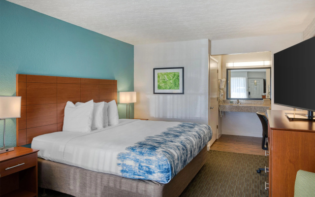 photo 3 of Best Western Hendersonville Inn