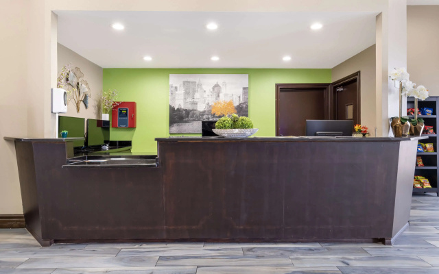 photo 2 of Best Western near Lackland AFB/SeaWorld